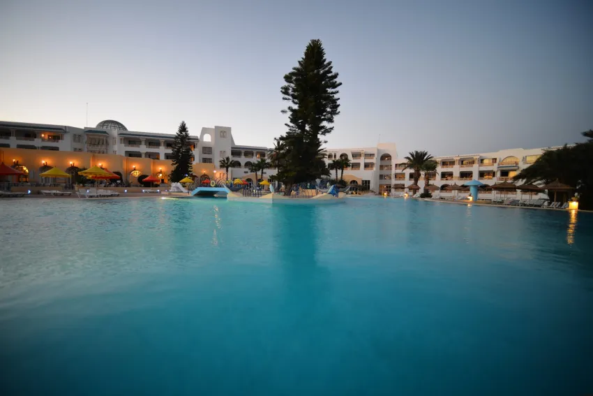 Liberty Resort 4*-9