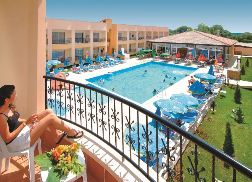 Sayanora Hotel 3*-3