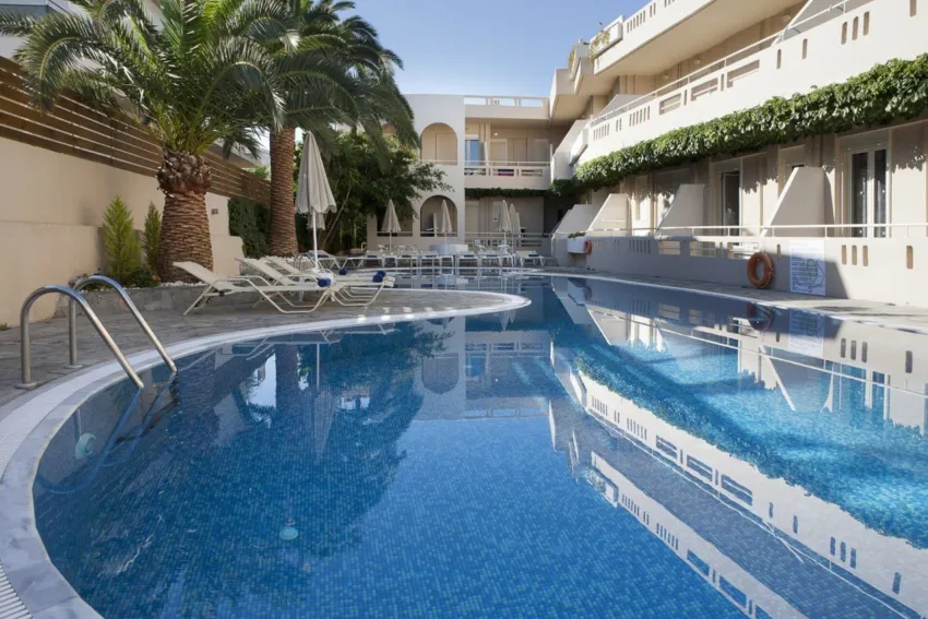 Axos Hotel Apartments 2*-11