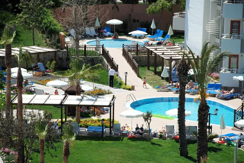 Monachus Hotel & Spa 4*-4