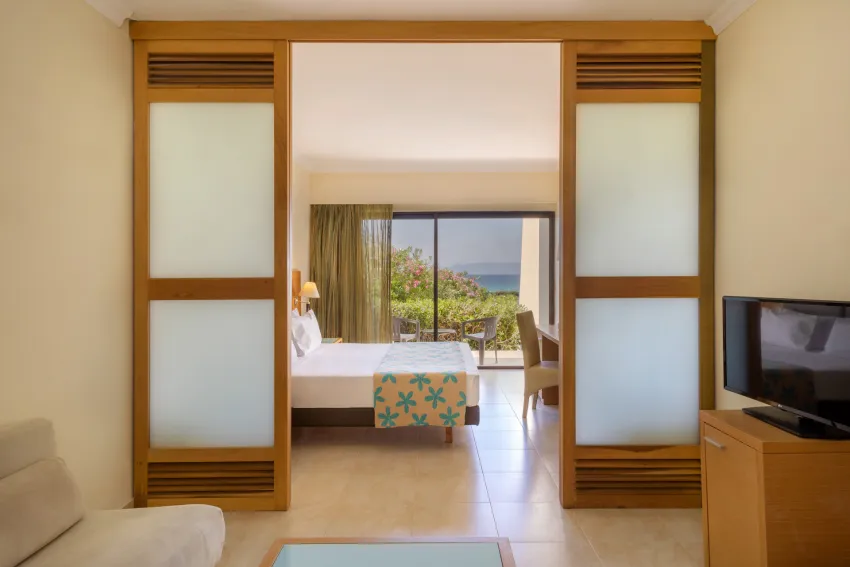 Sol Cosmopolitan Rhodes 4*-13