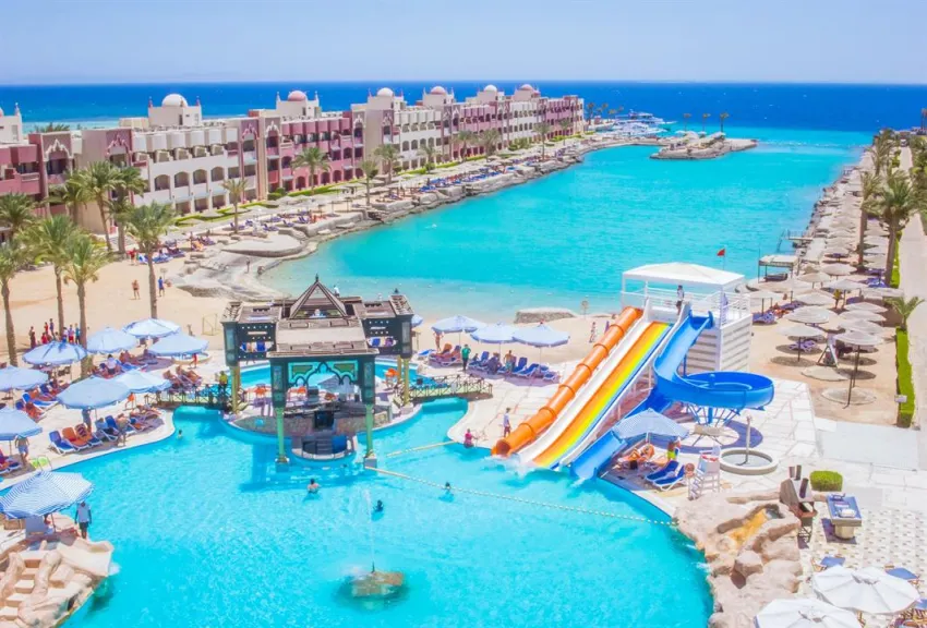 SUNNY DAYS EL PALACIO RESORT & SPA  4*-20