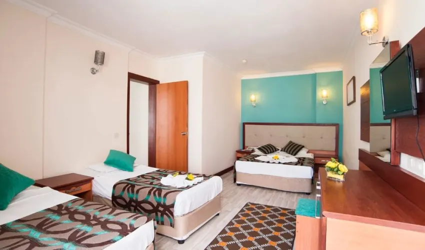 CONCORDIA CELES HOTEL  5*-4