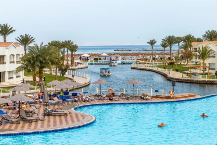 2-PICKALBATROS-DANA-BEACH-RESORT--5-