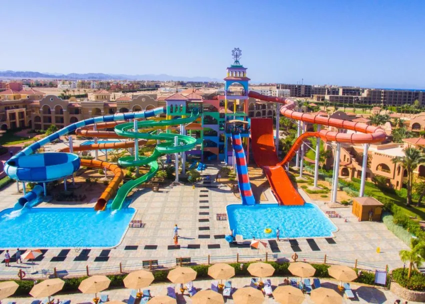 CHARMILLION GARDENS AQUA PARK  5*-4