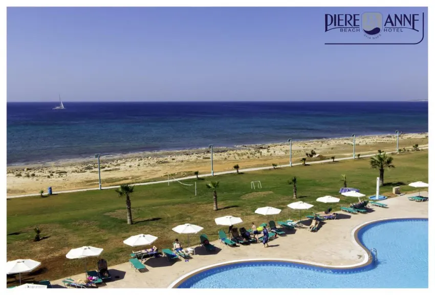 Piere Anne 3*-53
