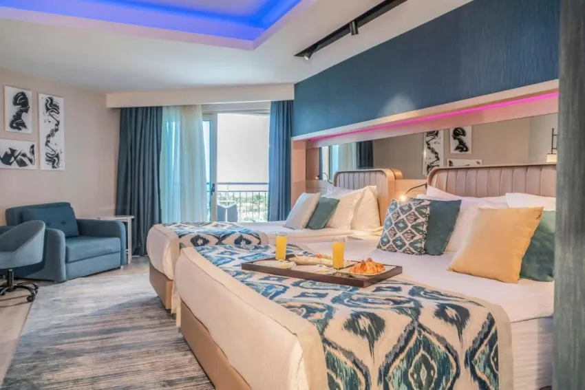 ROYAL WINGS HOTEL  5*-15