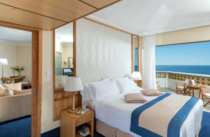 Constantinou Bros Athena Royal Beach Hotel 4*-5