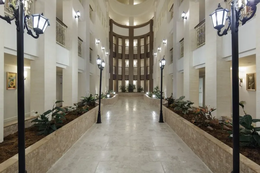 Alba Queen Hotel 5*-3