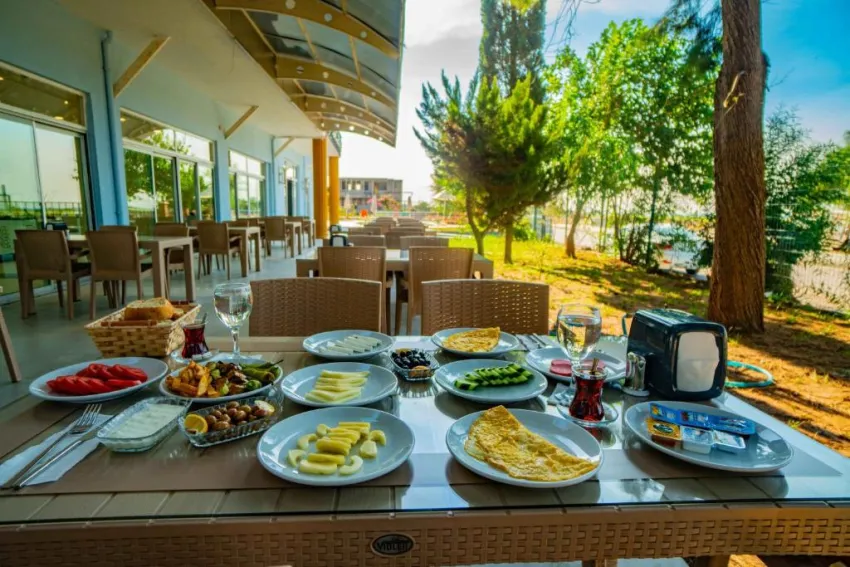 PRENSES SEALINE BEACH HOTEL  4*-7