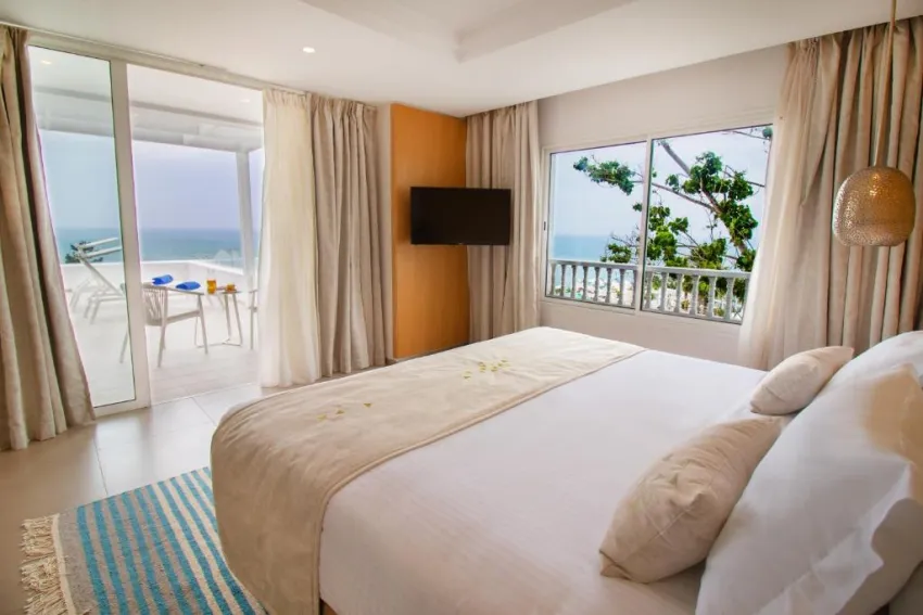 ROYAL AZUR THALASSA  5*-35