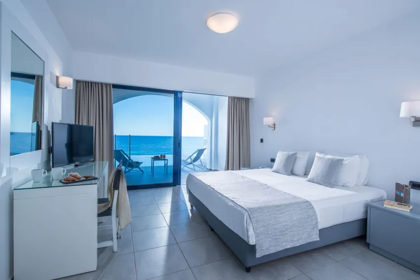 Peninsula Resort and Spa 4*-34