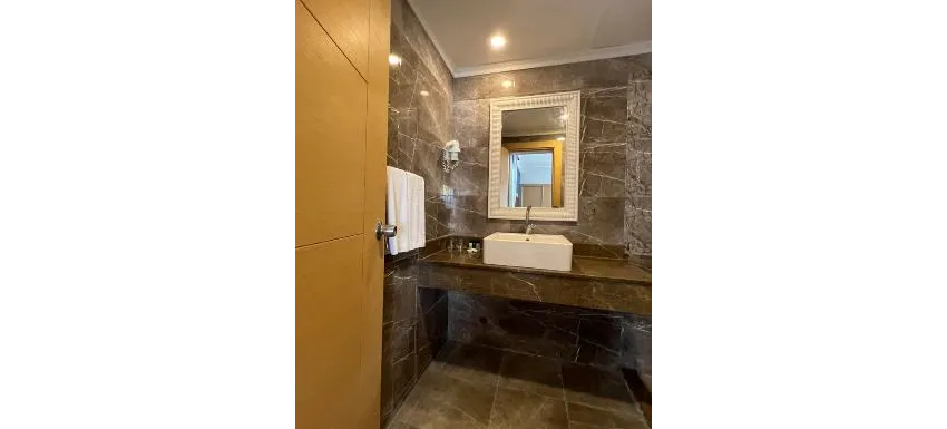 La Perla Hotel 4*-37