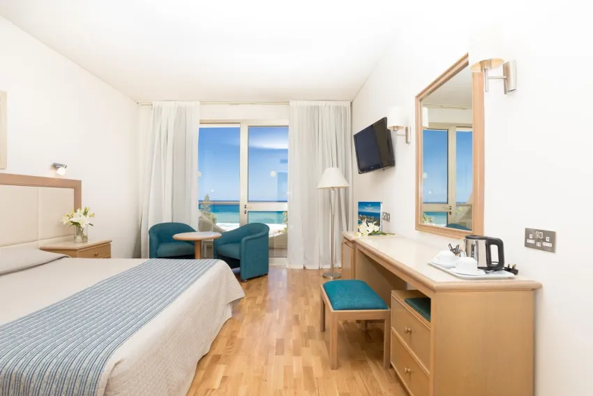 Golden Coast Beach Hotel 4*-14