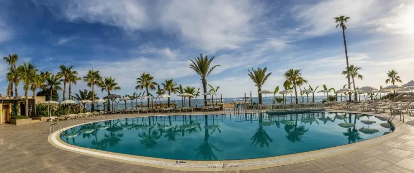 ARIA RESORT & SPA HOTEL  5*-20