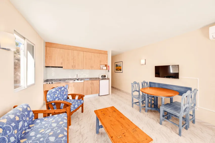 Vista Club Apartments -6