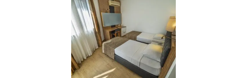 Kleopatra Celine 3*-8