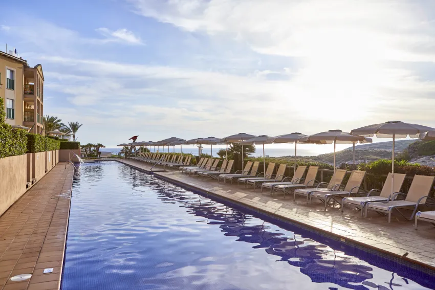 Zafiro Cala Mesquida 4*-52