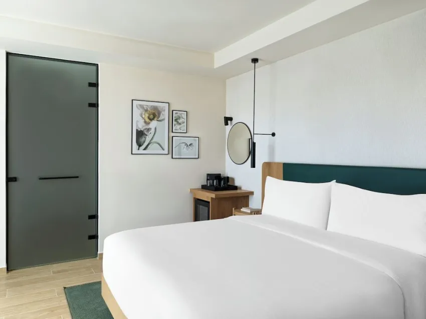 Hilton Garden Inn Chania 4*-6