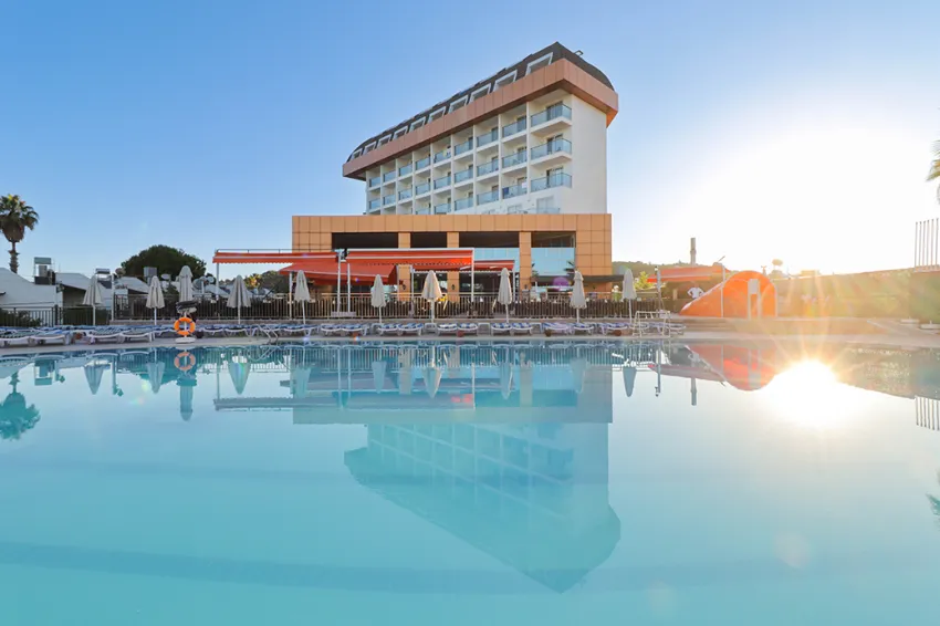 THRONE BEACH RESORT & SPA  5*-1