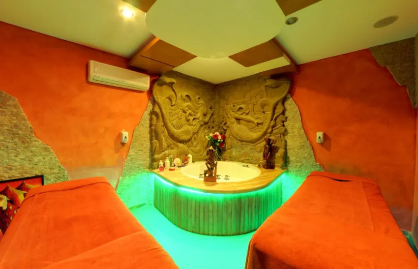 FLORA GARDEN BEACH (ADULTS ONLY 16+)  5*-43