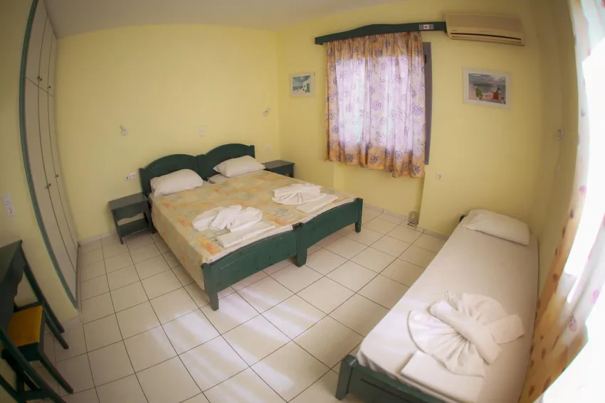 Blue Sky Hotel Apts 3*-9