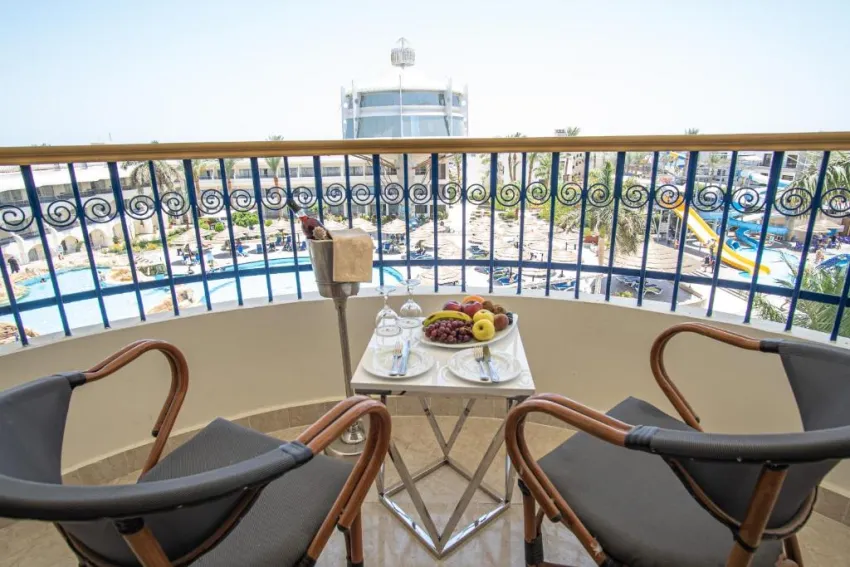 SEAGULL BEACH RESORT  4*-38