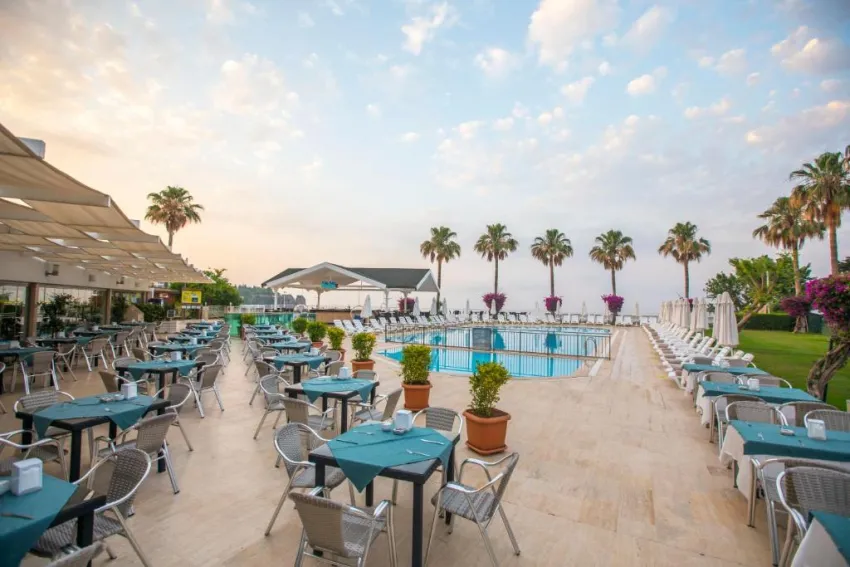 CLUB FALCON HOTEL  4*-20