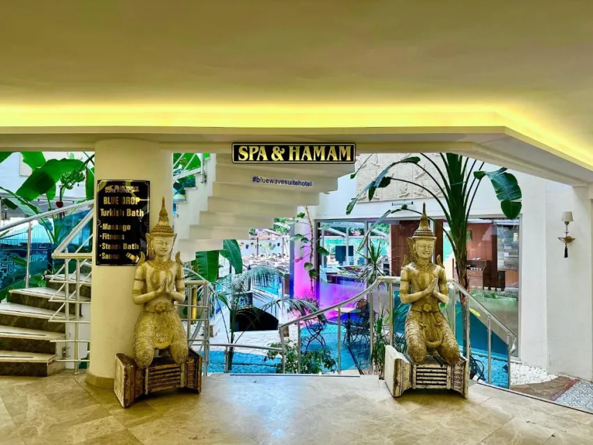 Blue Wave Suite Hotel 4*-41