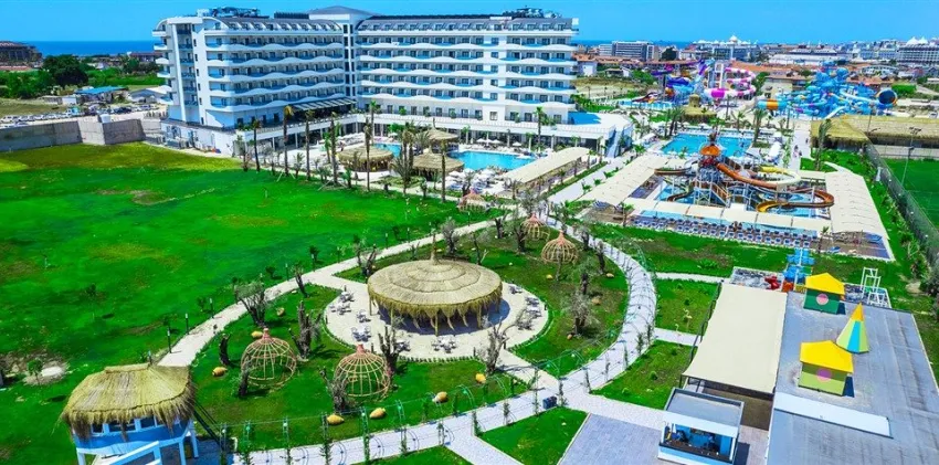 Dream Water World Hotel 5*-5