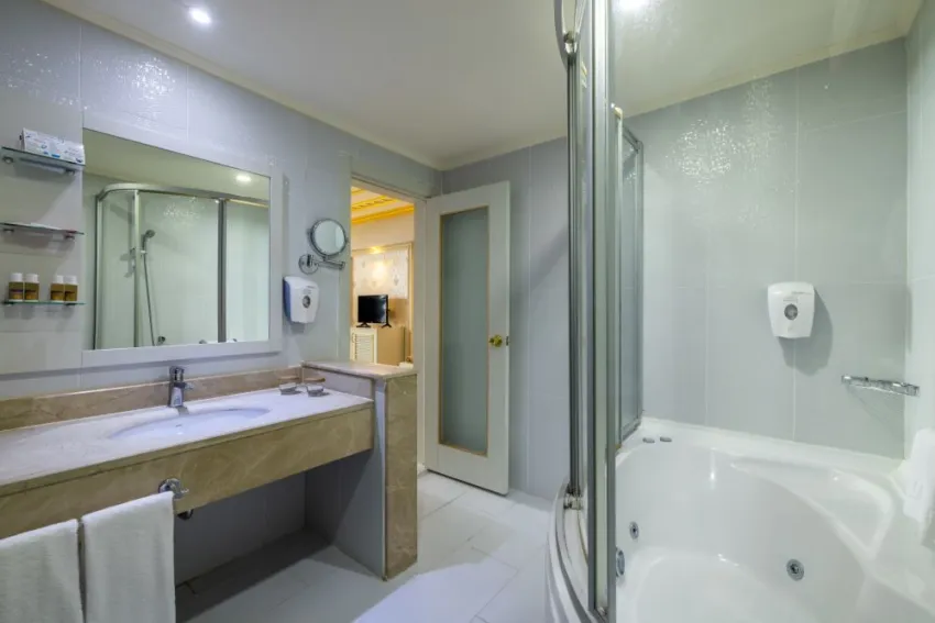 DIAMOND EXCELLENCE RESORT (EX.CRYSTAL PALACE LUXURY)  5*-20