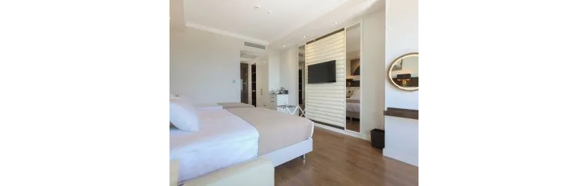 Serenity Queen Hotel 5*-8