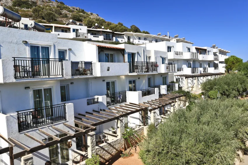 Semiramis Village Hotel 4*-2