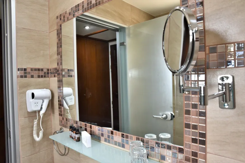 Marathon Hotel 4*-5