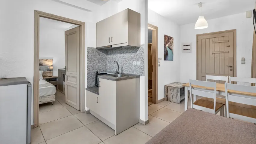 Evina Rooms and Suites 3*-15