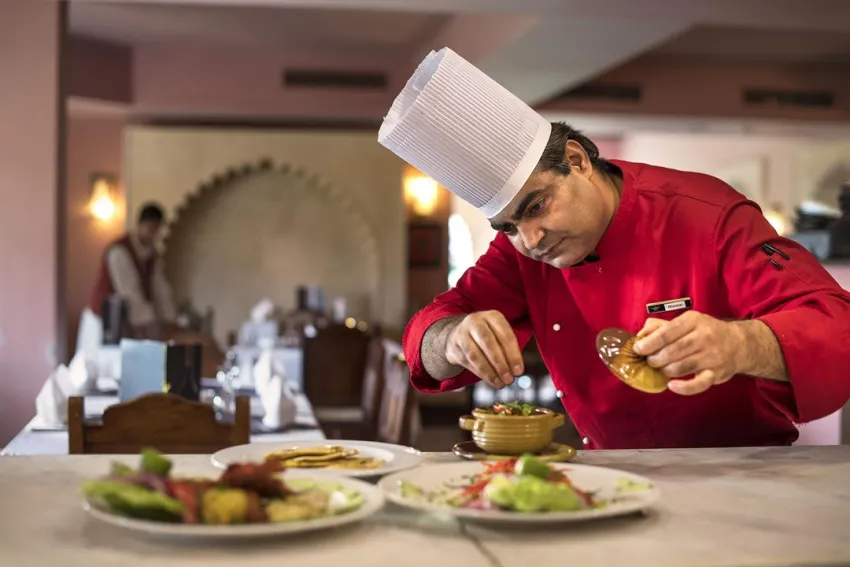 STELLA BEACH RESORT & SPA MAKADI BAY  5*-72