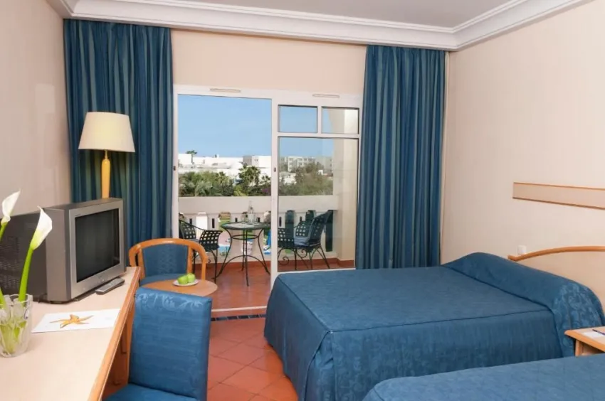 MEDINA BELISAIRE & THALASSO  4*-11