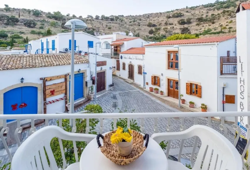 Antonis G Hotel Apartments 3*-3