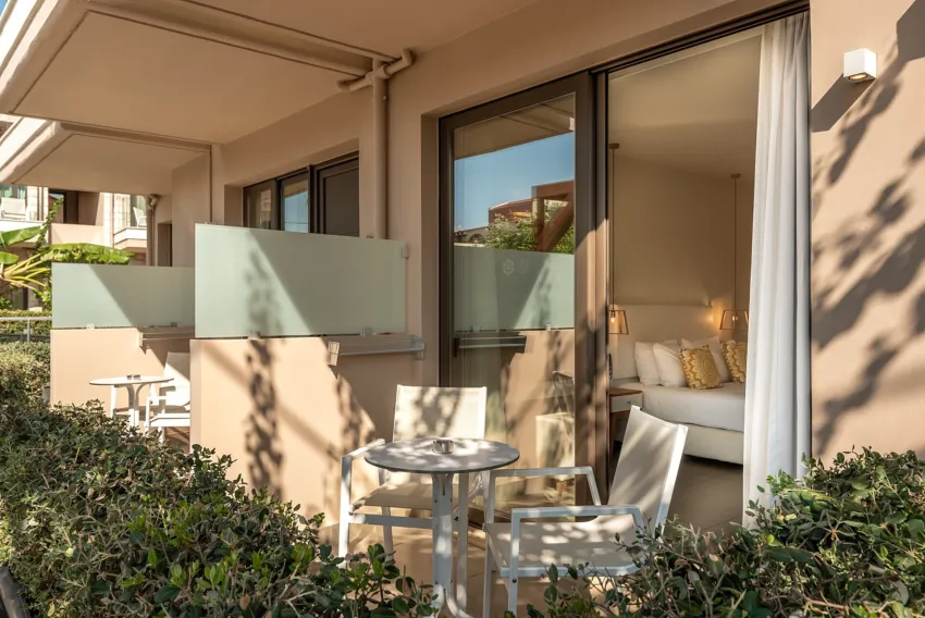 Airis Boutique & Suites (Adults Only 16+) 4*-18