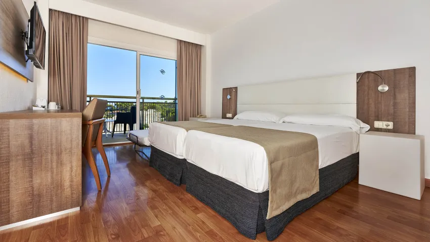 Globales Cala Viñas 4*-9