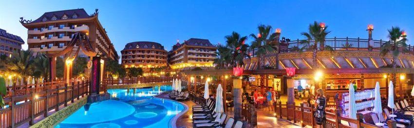 ROYAL DRAGON HOTEL  5*-14