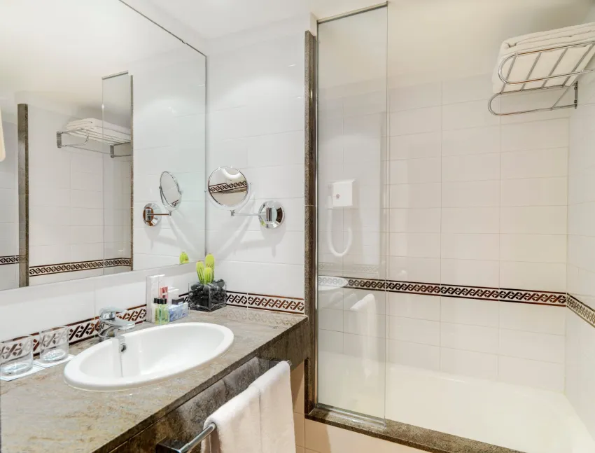 H10 Blue Mar Hotel 4*-6