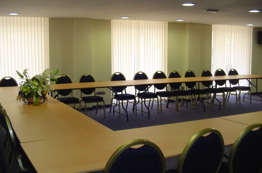 Hispania Hotel 3*-60