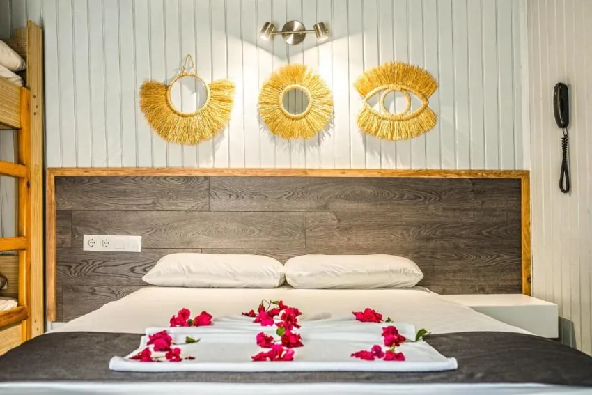 LEDA BEACH HOTEL  3*-24