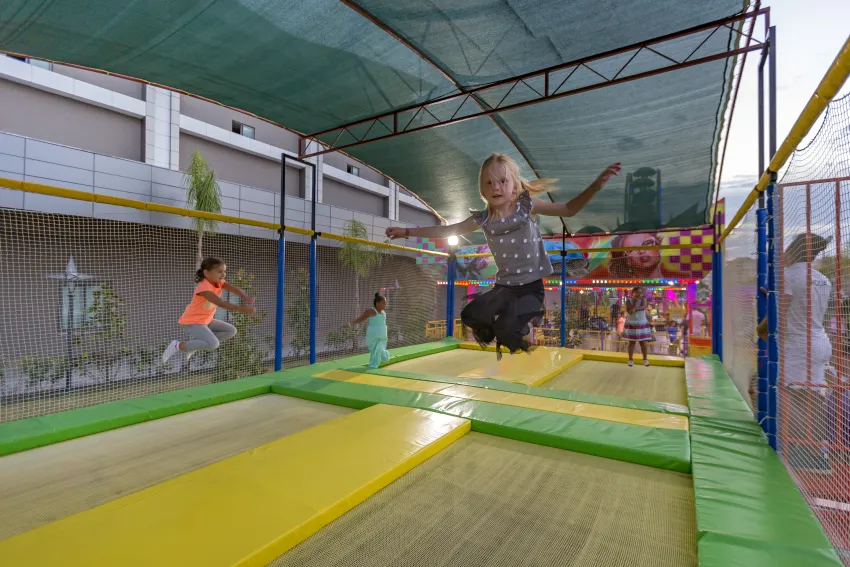 Royal Seginus 5*-109