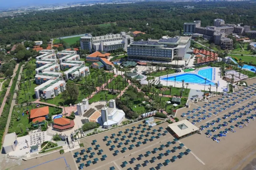 Adora Resort Hotel 5*-1