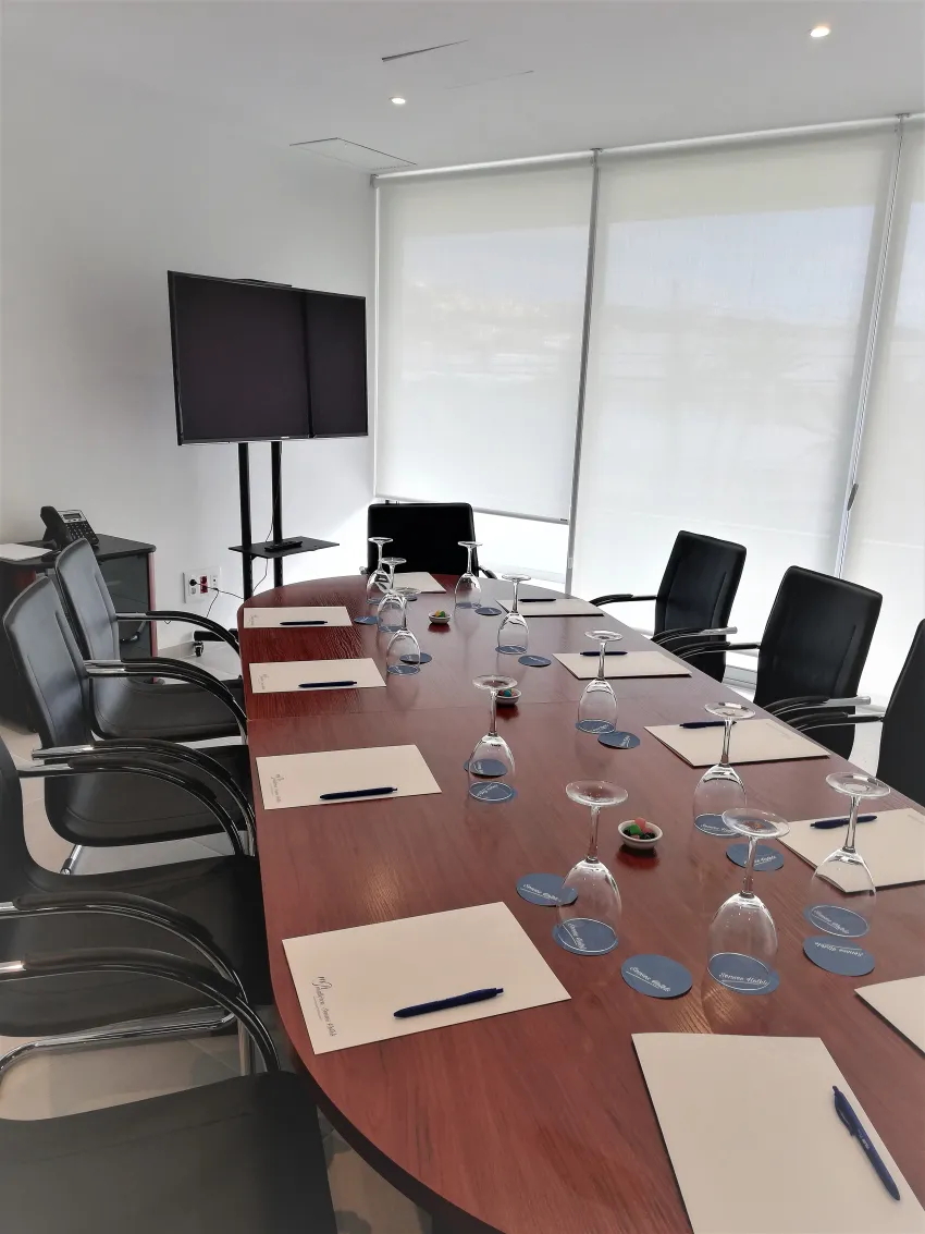 Reverence Life Hotel 4*-132