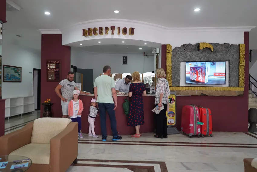 Kleopatra Sunlight 3*-9