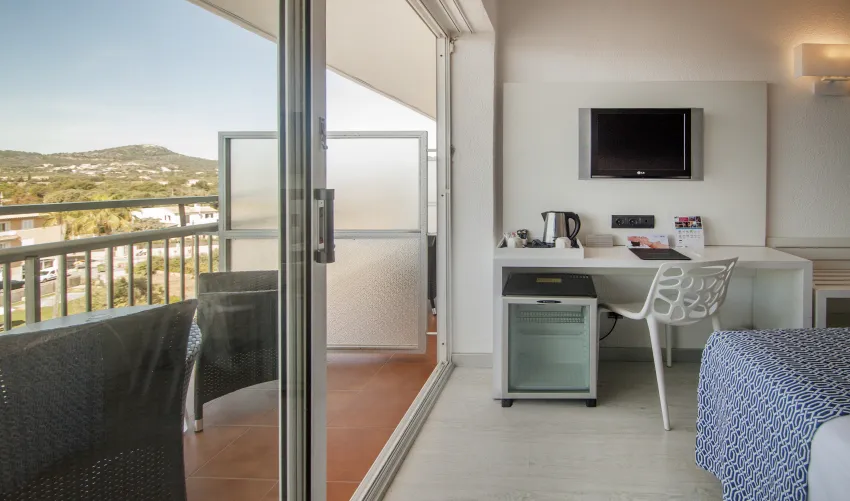 Catalonia del Mar 3*-7