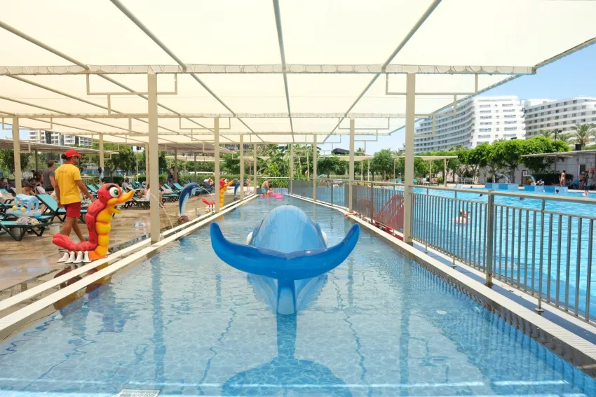 Nirvana Cosmopolitan 5*-6